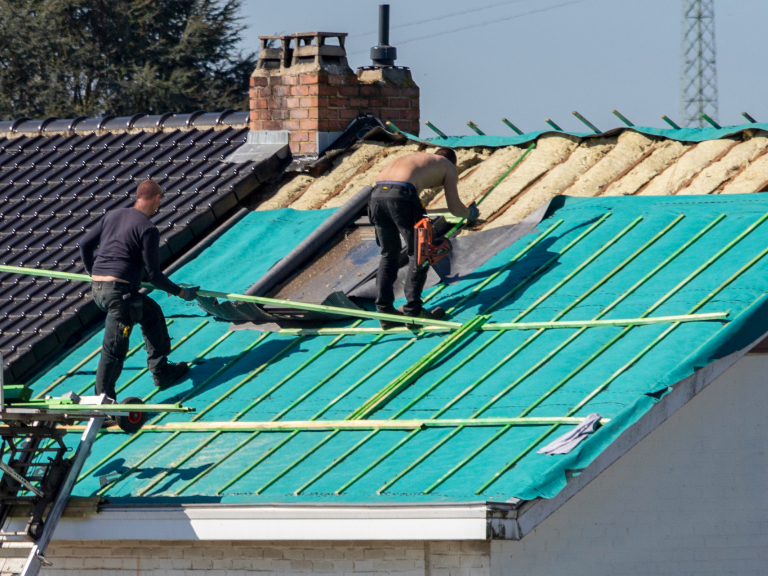 Isolation de la toiture par l'extérieur avec RM Construction