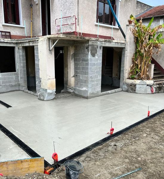 Travaux de maçonnerie réalisés par RM Construction & Fils à Montoison 